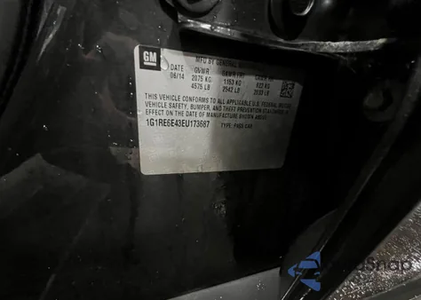 2014 Chevrolet Volt из США, поврежденный, VIN 1G1RE6E43EU173687